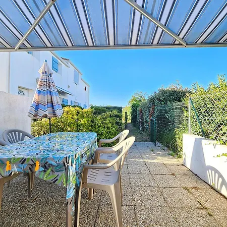 Holiday home Maisonnette Proche Et Commerces, Animaux Admis, Parking Prive - Fr-1-476-33 *